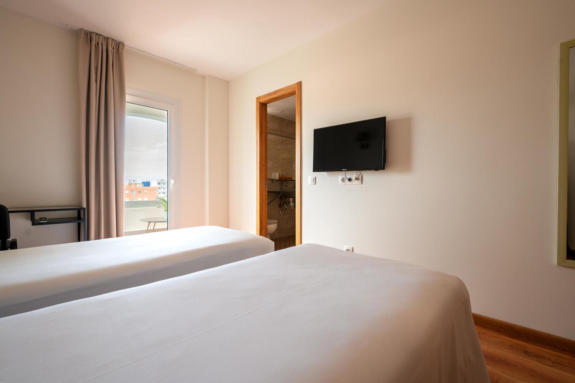 Nura & 4* Santa Ponça